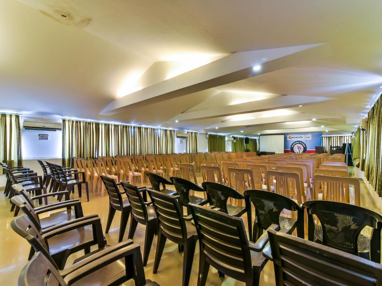 Ginger Tree Resort At The Beach Кандолим Экстерьер фото